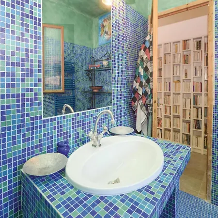 Four Bedroom Holiday In Farinole * Braccolaccia