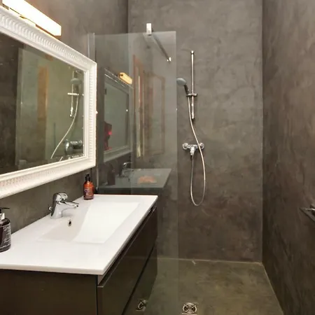 Four Bedroom Holiday In Farinole Prázdninový dům *
