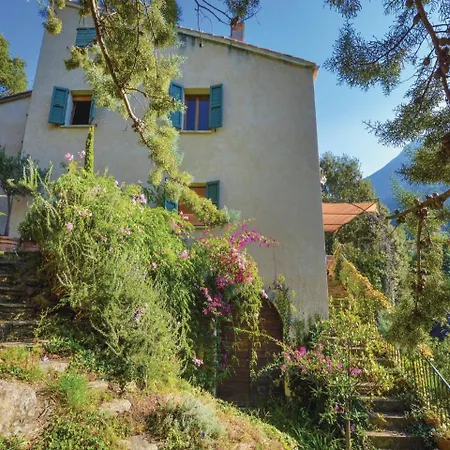 Four Bedroom Holiday In Farinole *